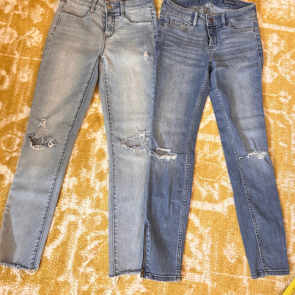 Lot Of 2 Hollister Skinny Jeans/jeggings Size 0/25 And Woodstock NY Sweatshirt